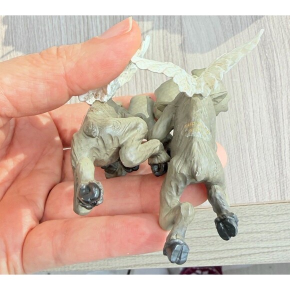 Big Sky Carvers Moosetivity I Moose BearFoots 5 pc Set Complete Nativity Read - Picture 9 of 16